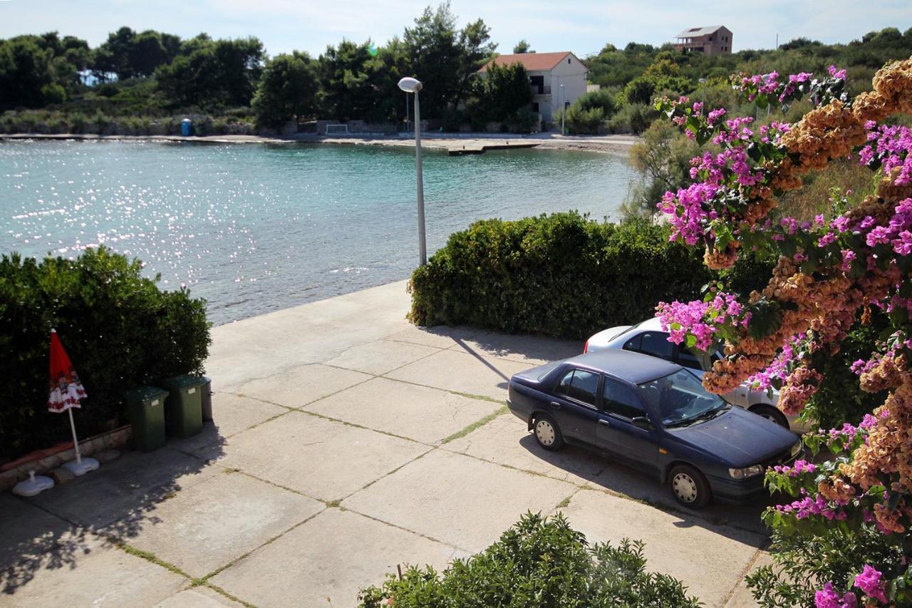 Apartments And Rooms By The Sea Sucuraj, Hvar - 4029 Εξωτερικό φωτογραφία