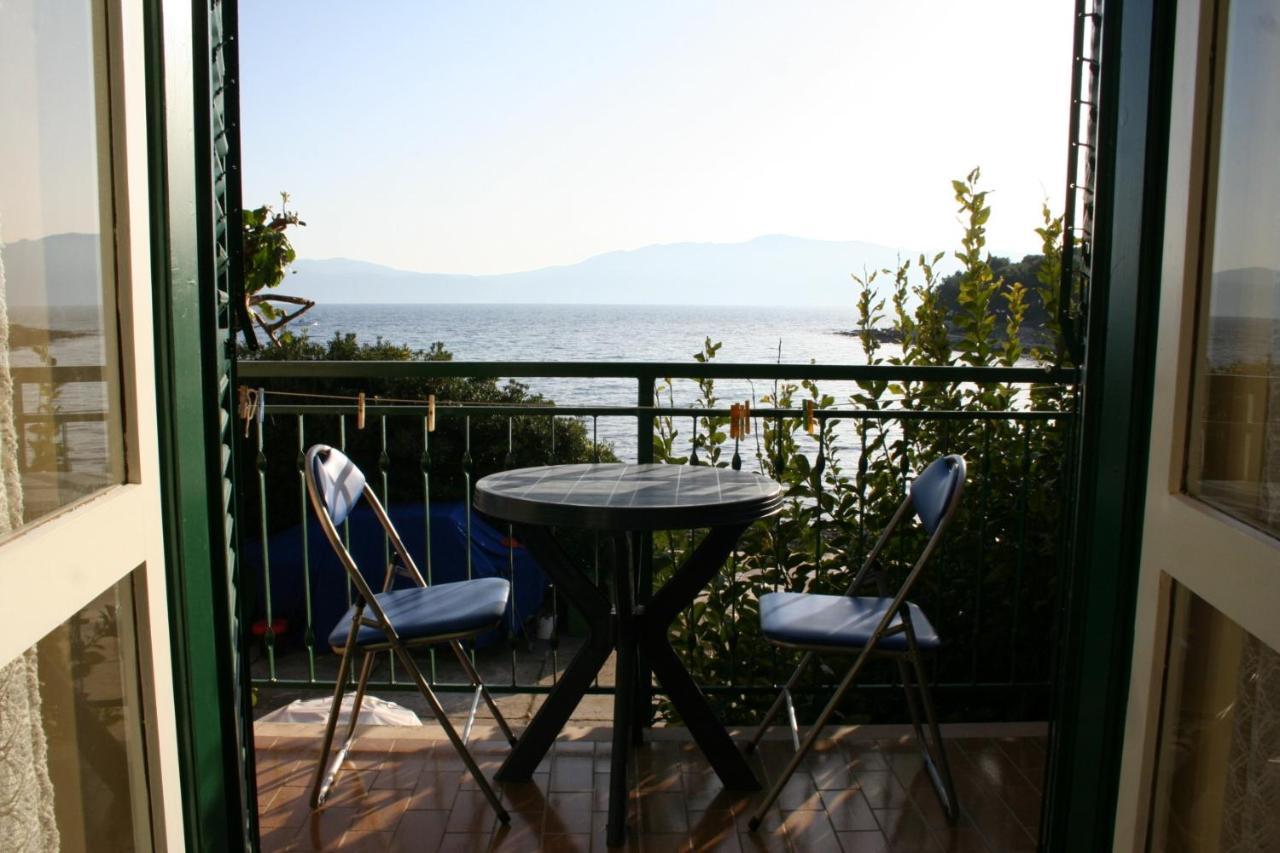 Apartments And Rooms By The Sea Sucuraj, Hvar - 4029 Εξωτερικό φωτογραφία