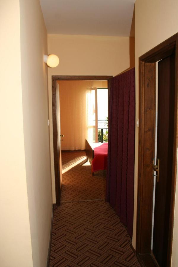 Apartments And Rooms By The Sea Sucuraj, Hvar - 4029 Εξωτερικό φωτογραφία
